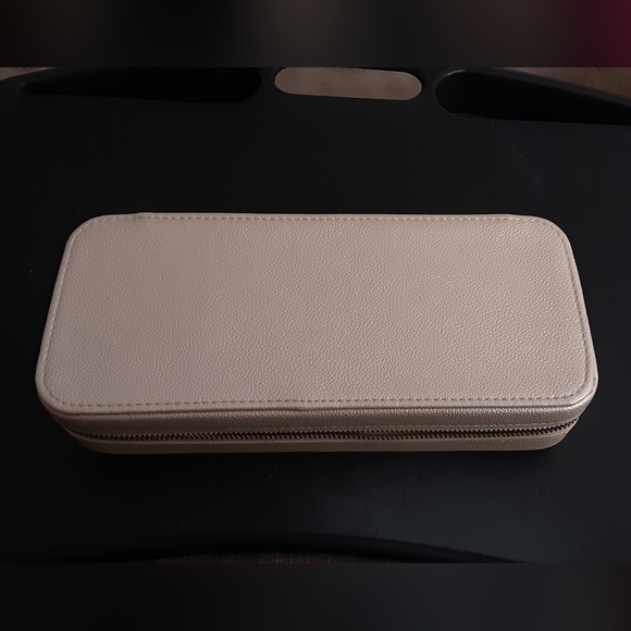 New Rectangular Jewellery Box - Picture 2 of 10